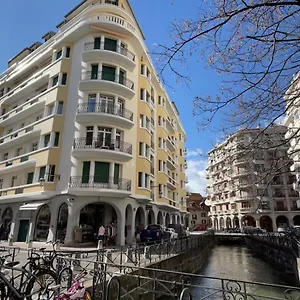 Le Panoramique - De 75m2 Avec Balcon Au Cœur D'annecy Annecy